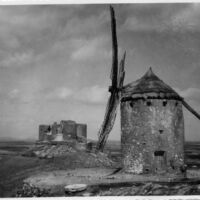 Fotografía "Molino de Viento y Castillo (Consuegra)"